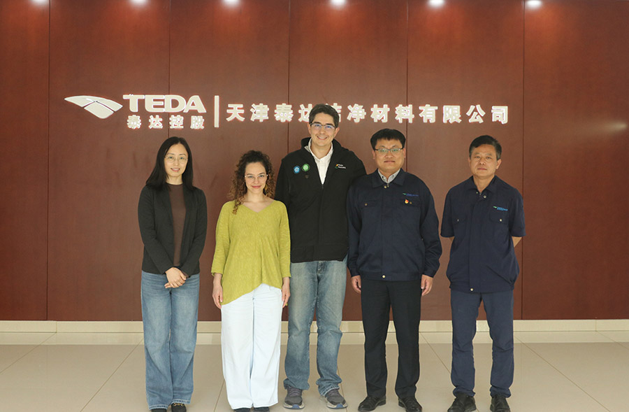 IMG_0105s.jpg IMG_0105s.jpg